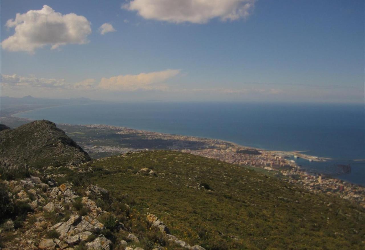 Jardines De 3 * Denia