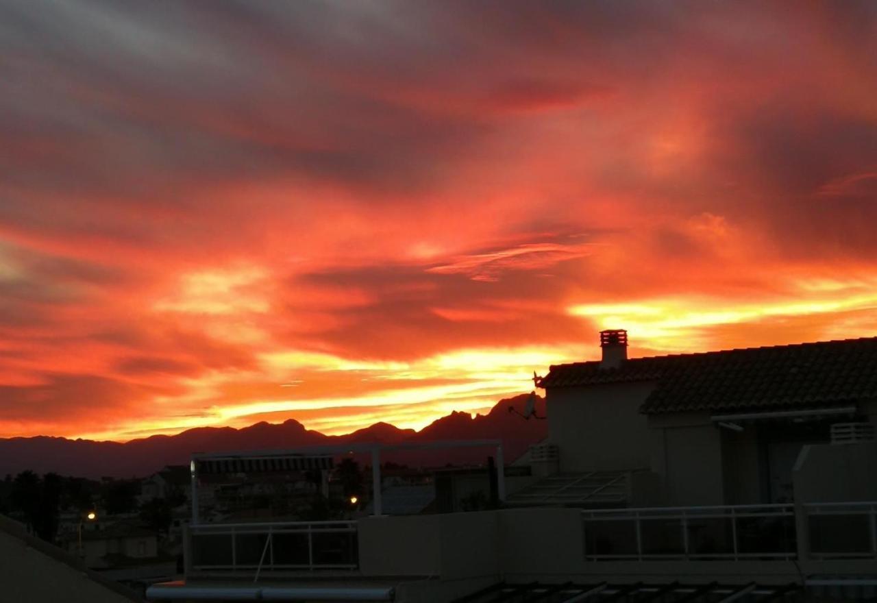 Jardines De 3 Holiday home *